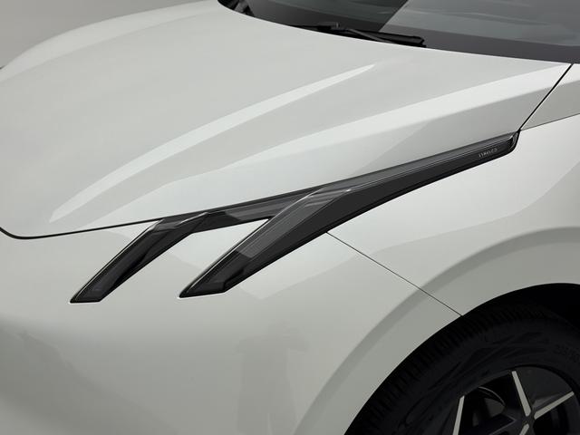 Lynk & Co Z20 2025 thumb 10