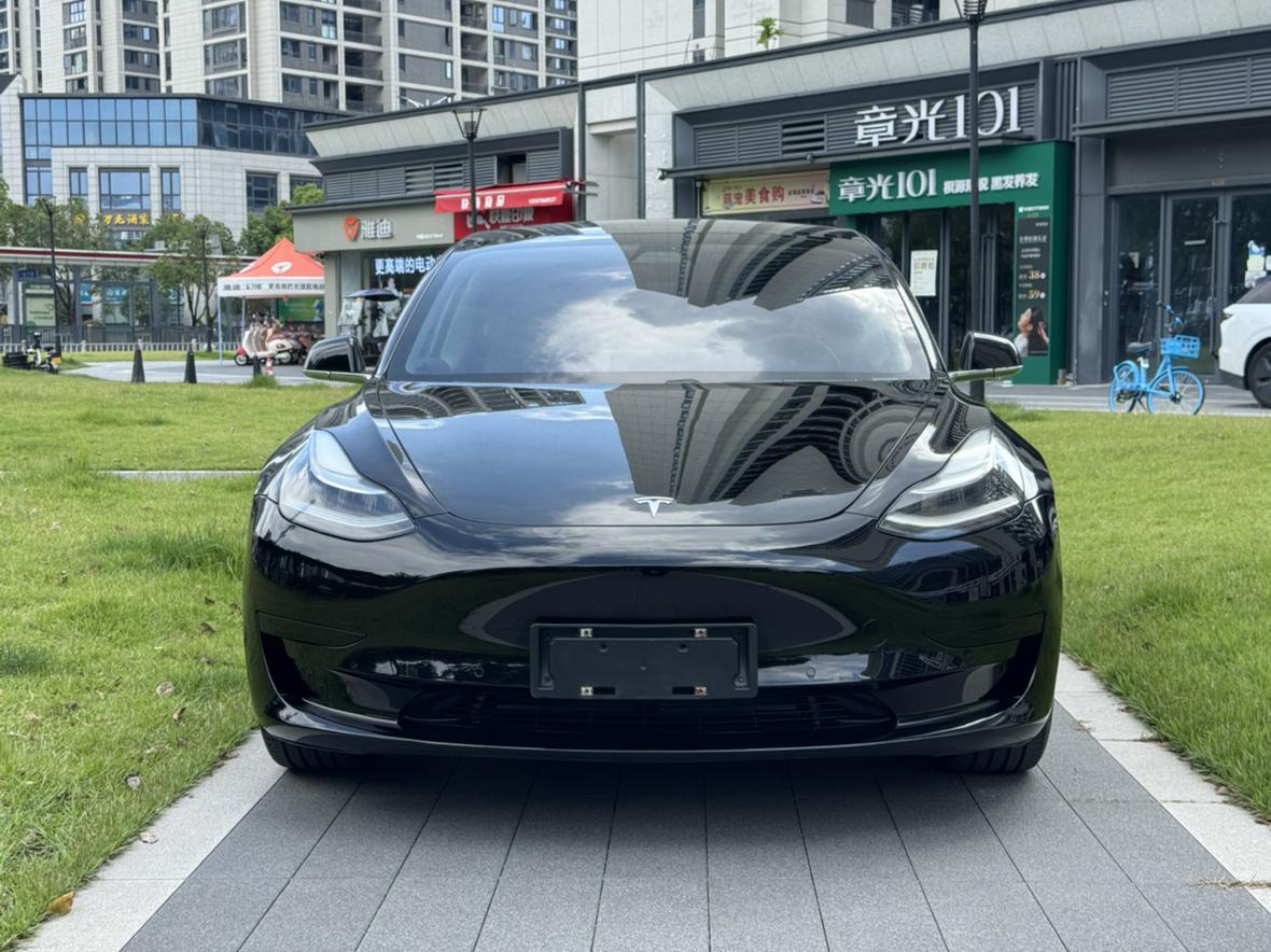 Tesla Model 3 2020 thumb 12