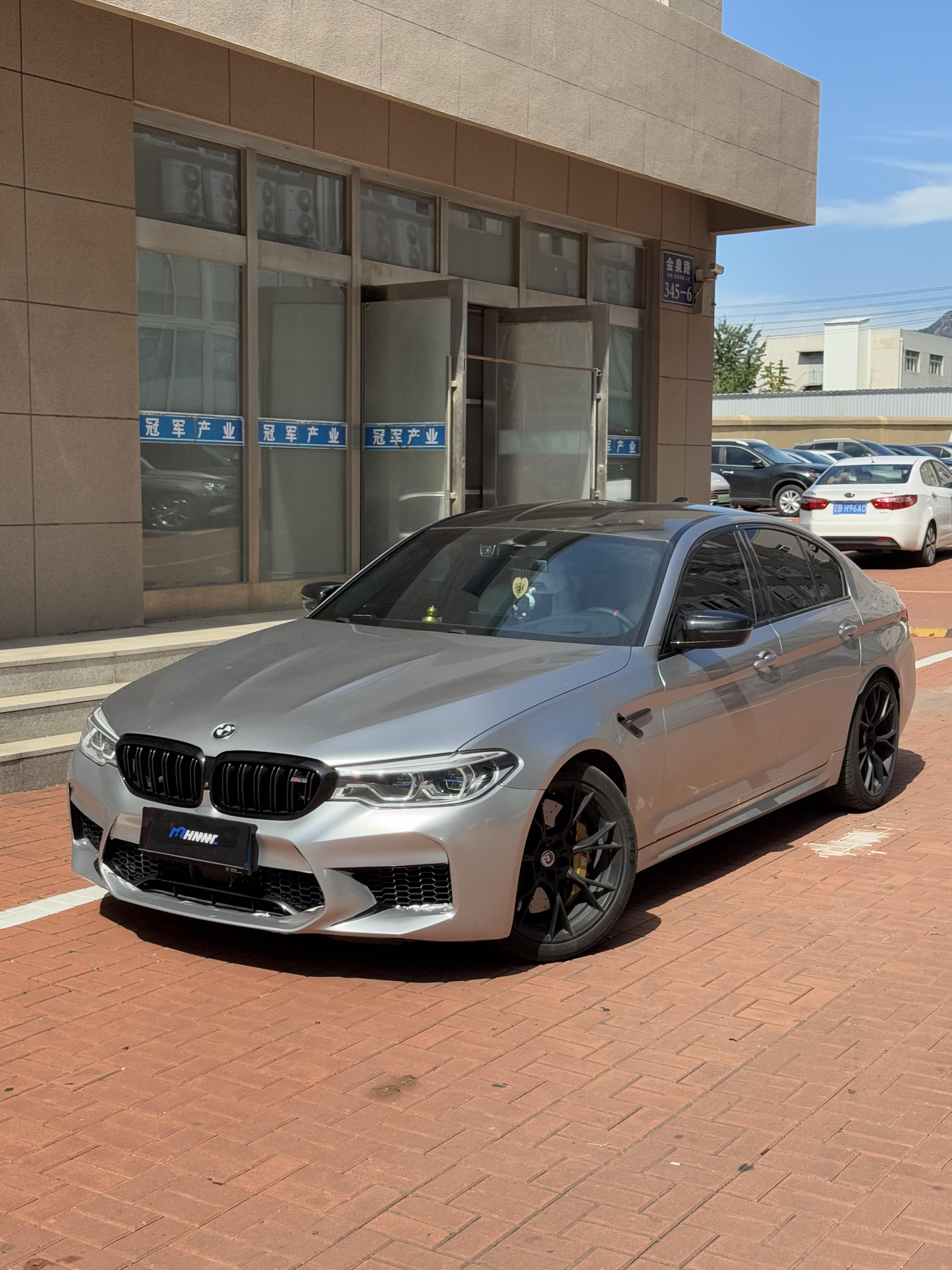 BMW M5 2019 thumb 9