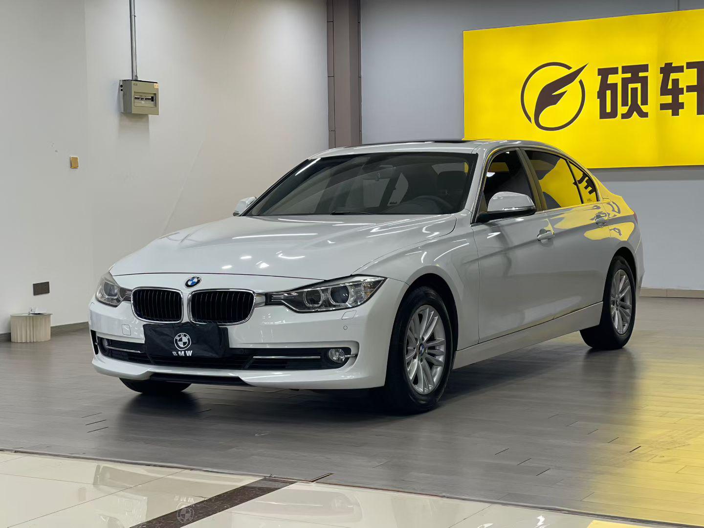 BMW 3 серии 2015 thumb 8