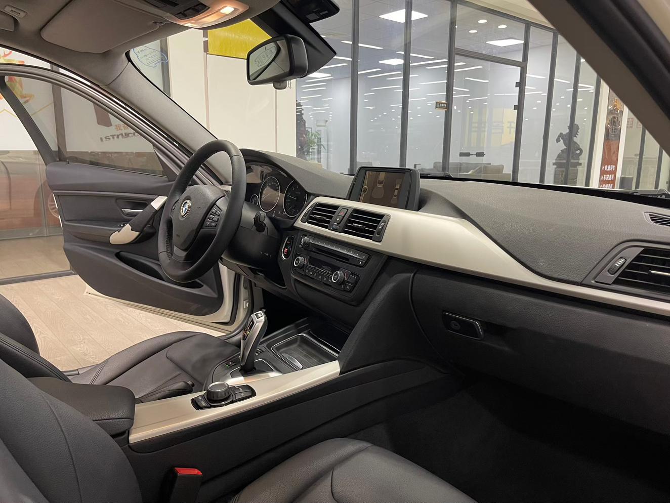 BMW 3 серии 2015 thumb 12