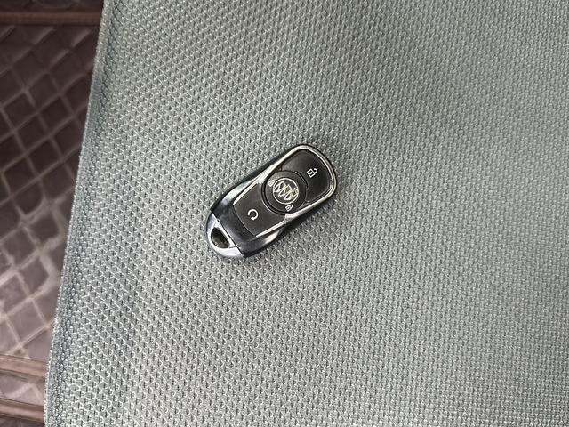 Buick 6 PHEV 2022 thumb 9