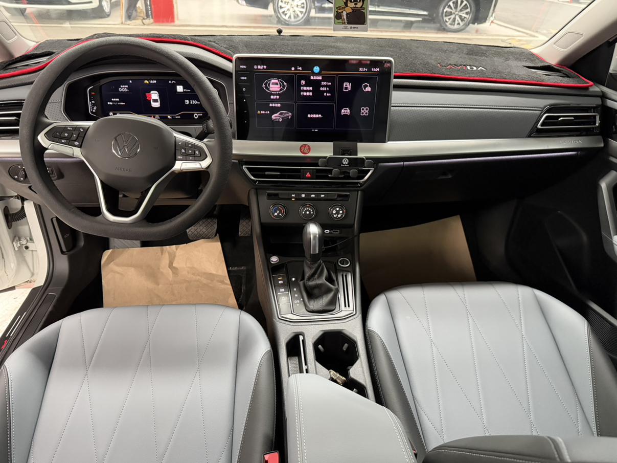 Volkswagen Lavida XR 2024 thumb 6