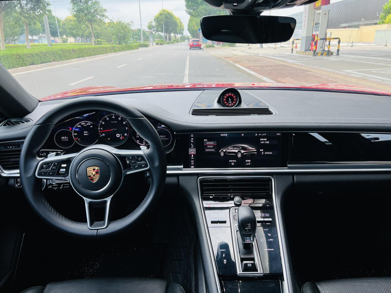 Porsche Panamera 2017 thumb 7