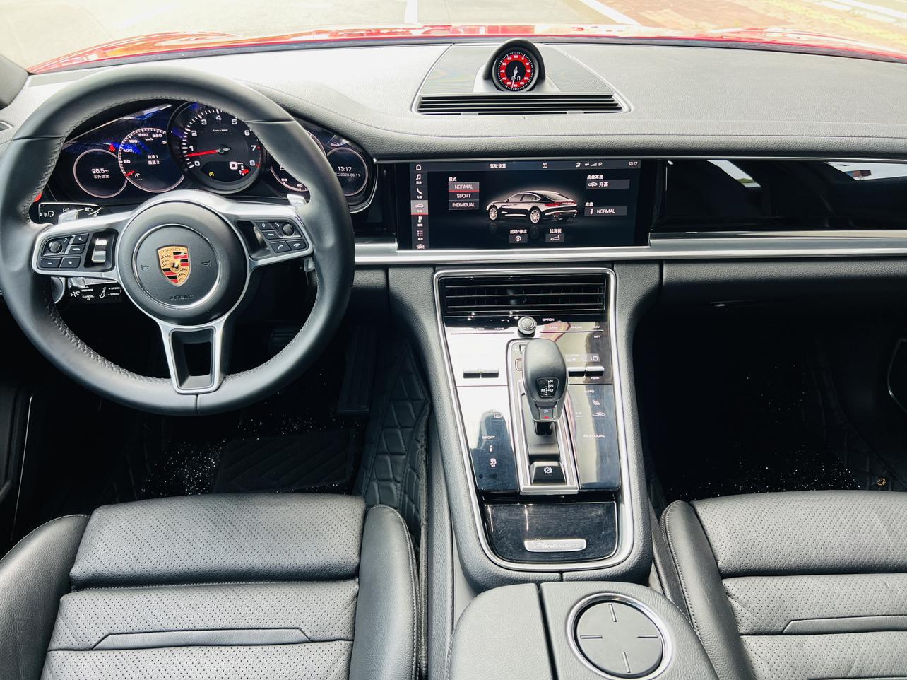 Porsche Panamera 2017 thumb 8