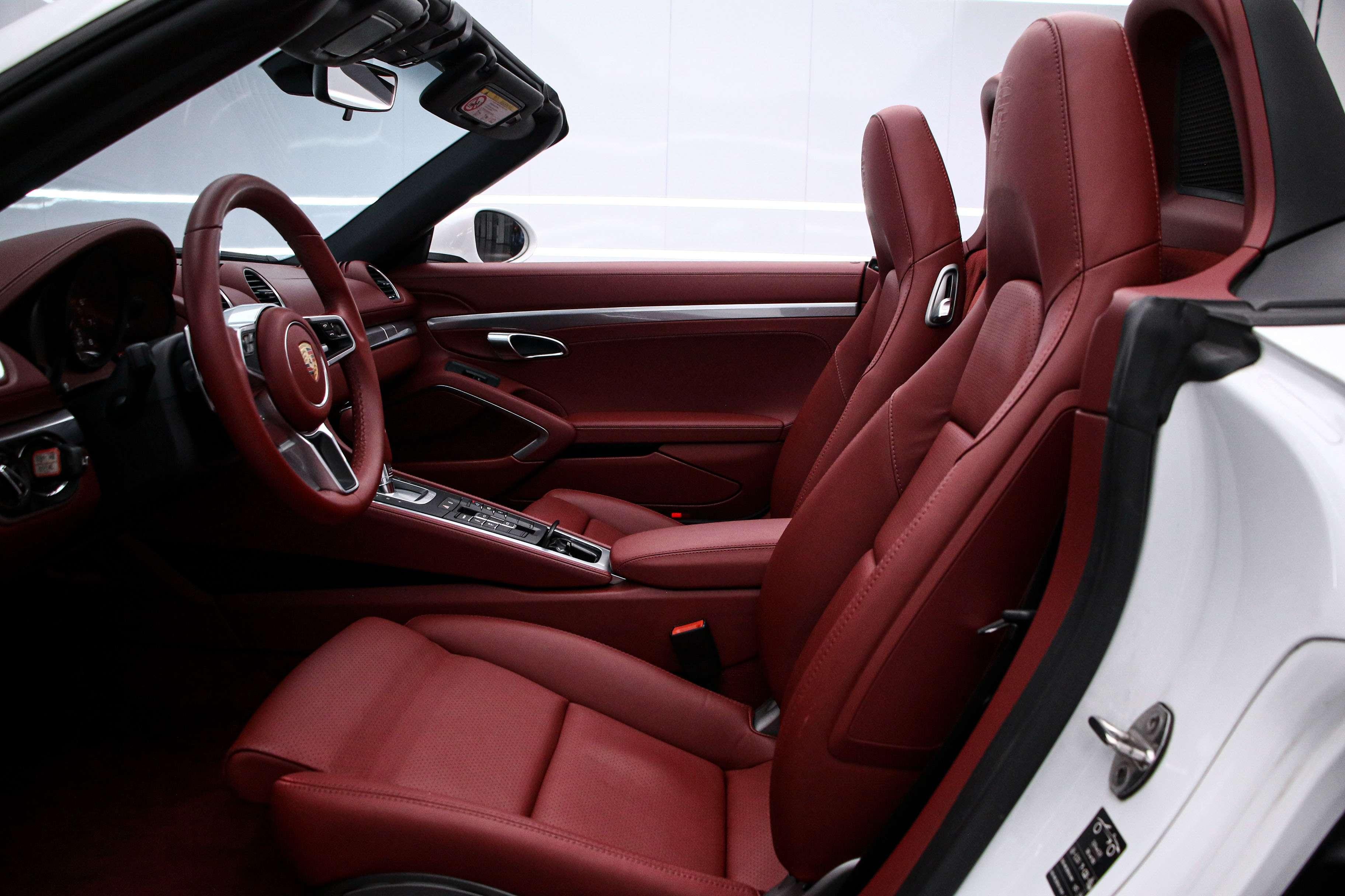Porsche 718 2023 thumb 12