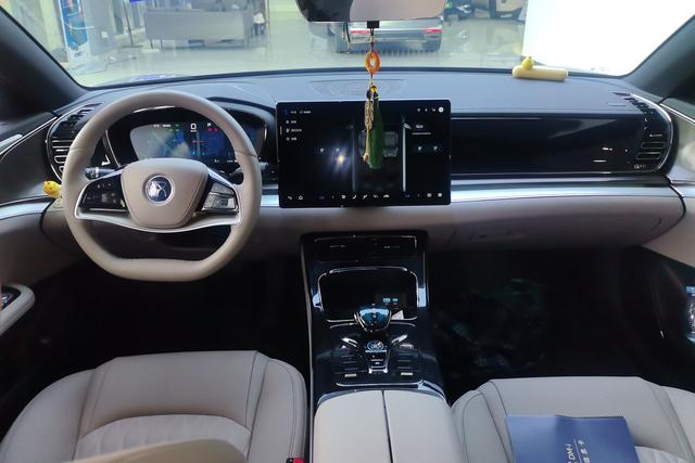 BYD Han 2025 thumb 9