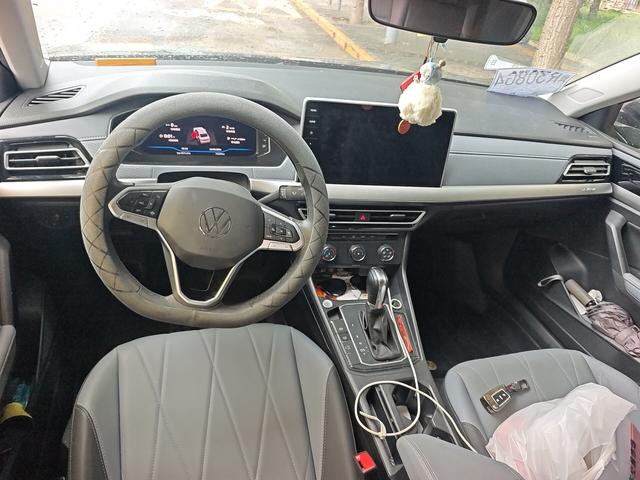Volkswagen Lavida XR 2023 thumb 3