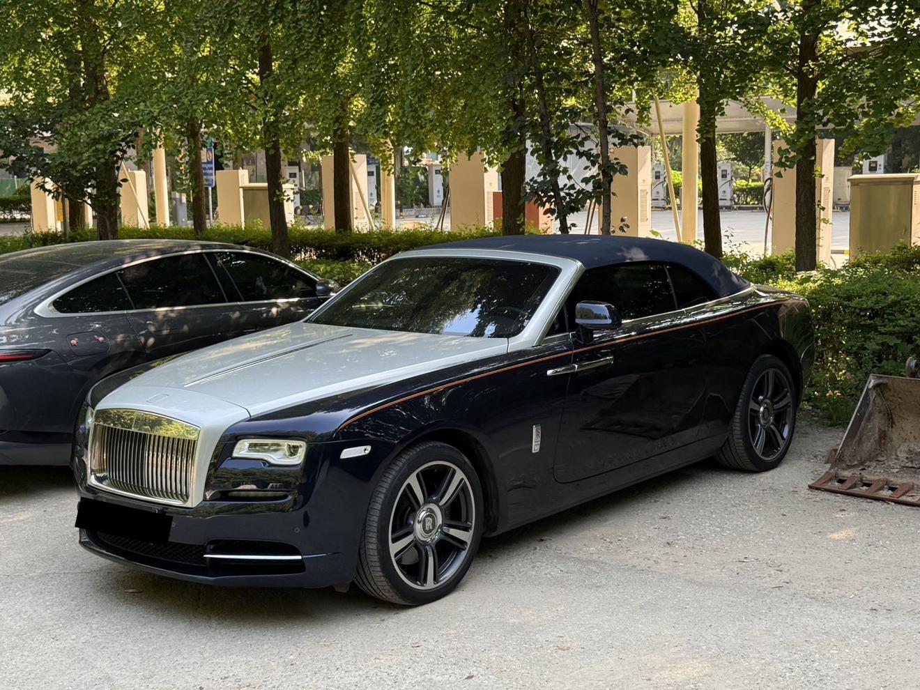Rolls-Royce Yao Ying 2015 thumb 9