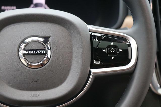 Volvo S90 2025 thumb 11
