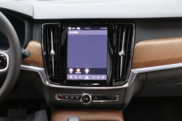 Volvo S90 2025 thumb 12