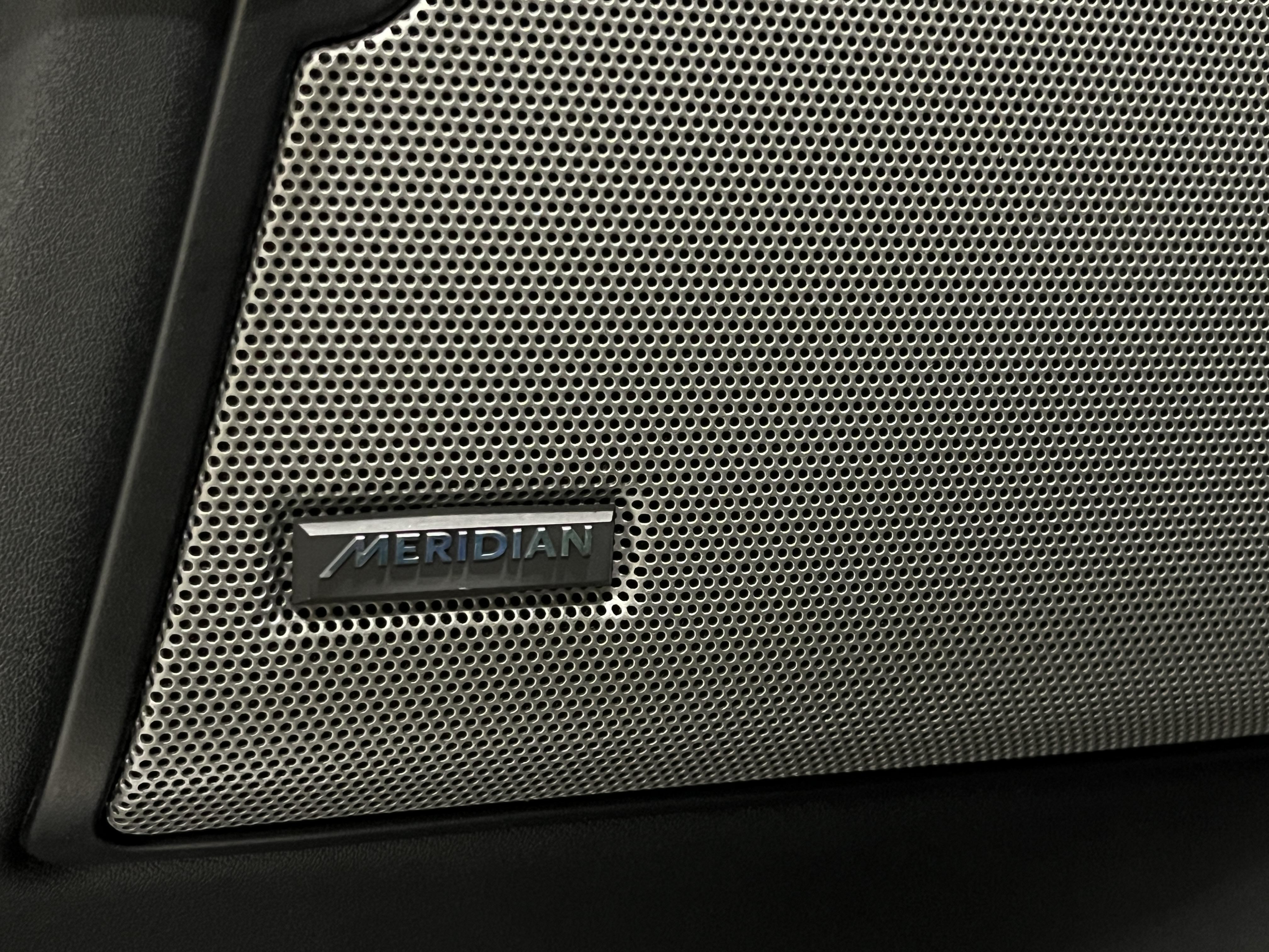 Land Rover Discovery 2014 thumb 7