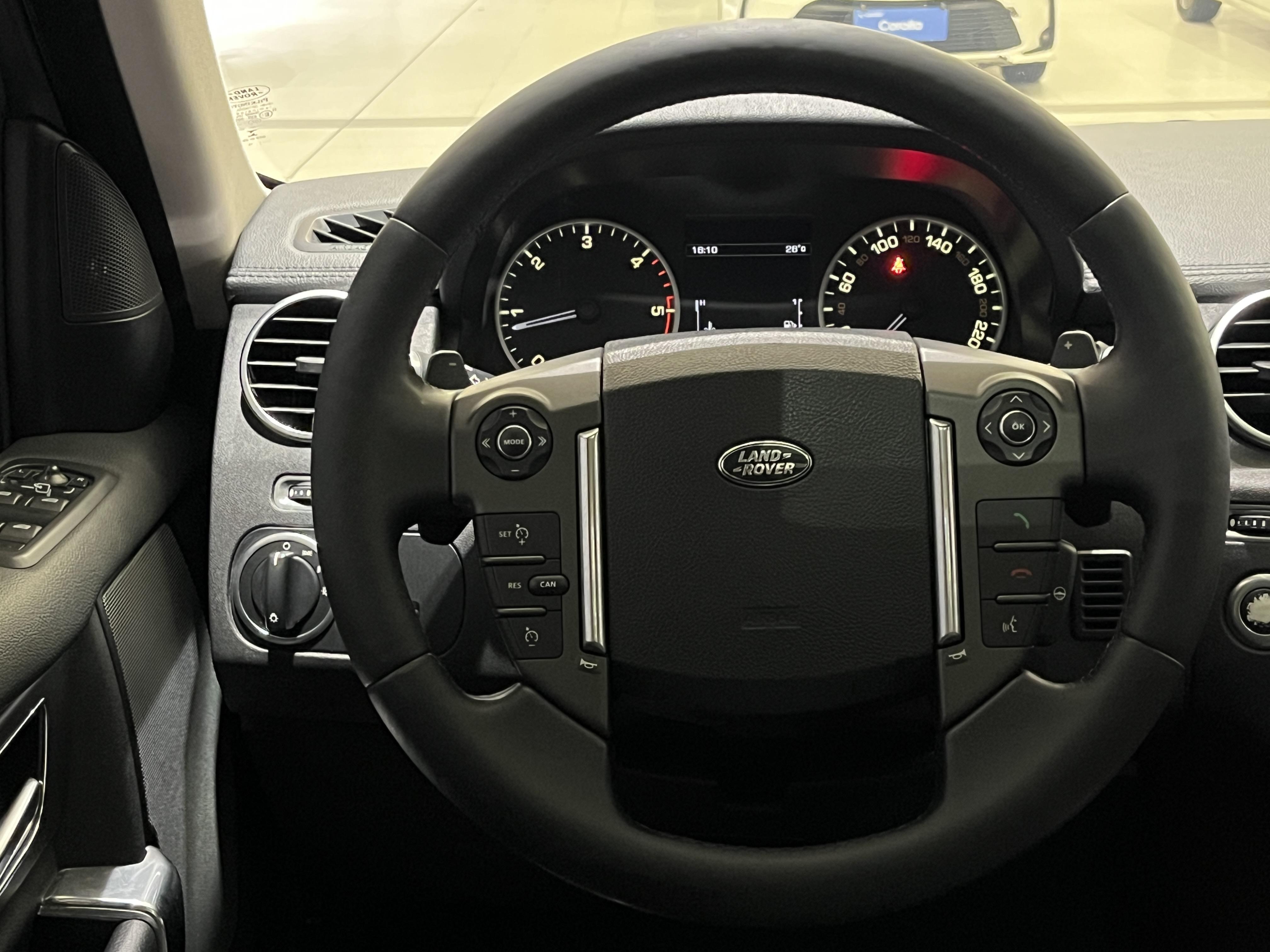Land Rover Discovery 2014 thumb 9