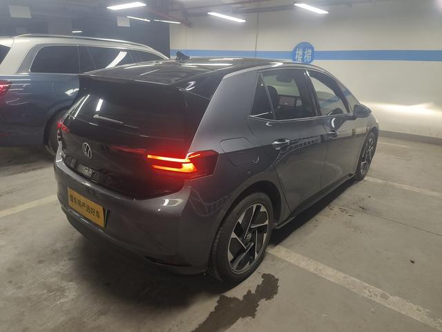 Volkswagen ID.3 2024 thumb 2