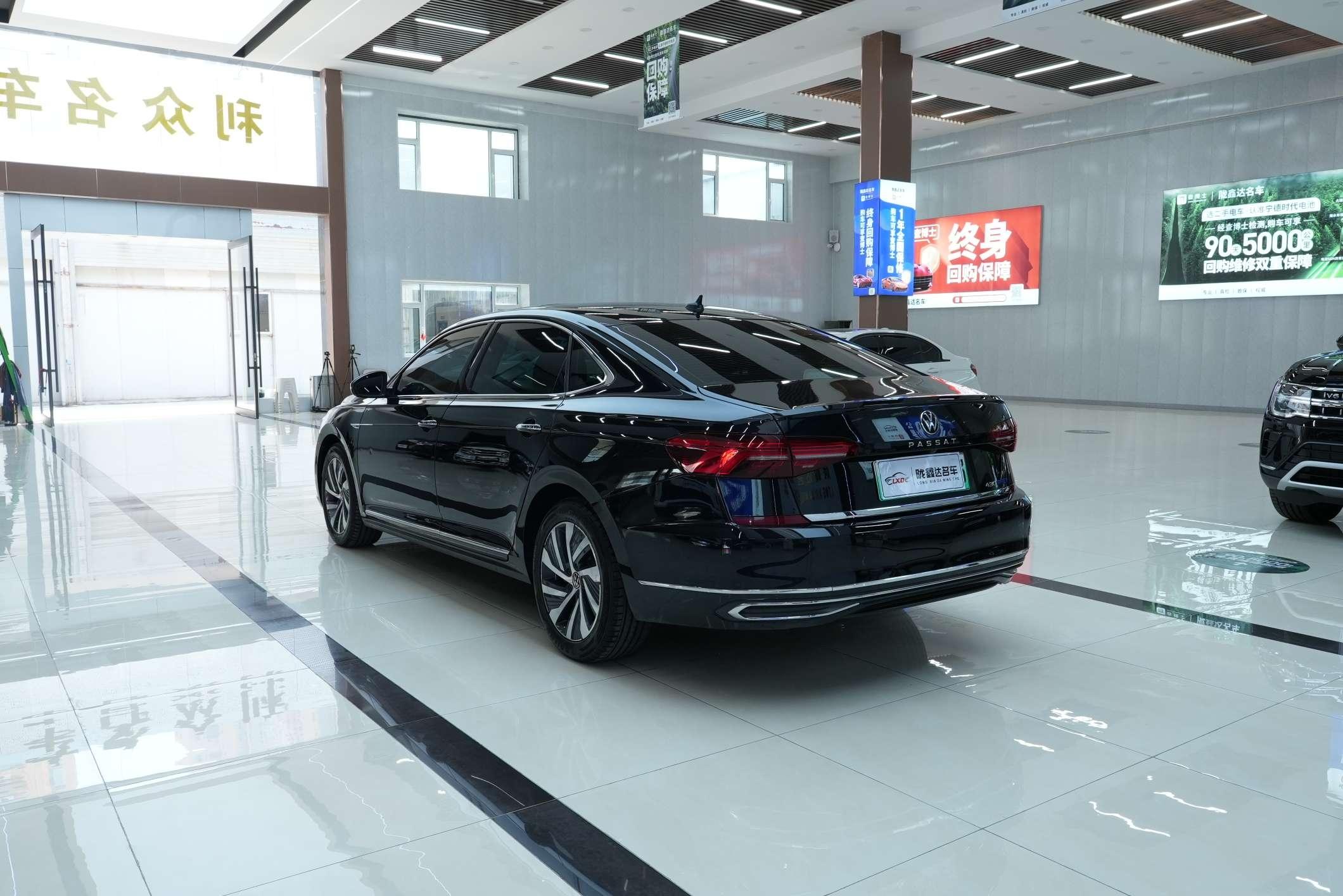 Volkswagen Passat 2020 thumb 2