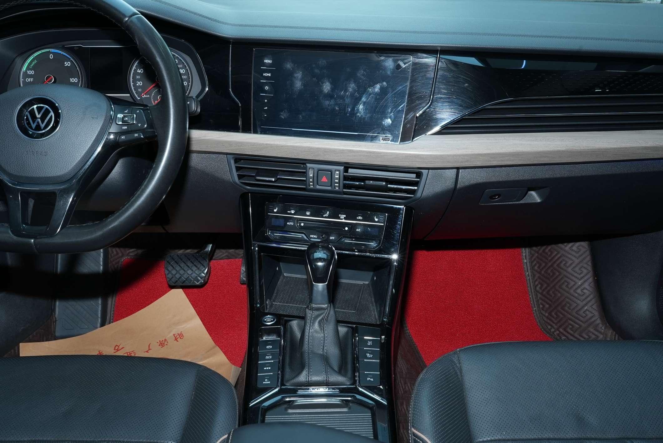 Volkswagen Passat 2020 thumb 6
