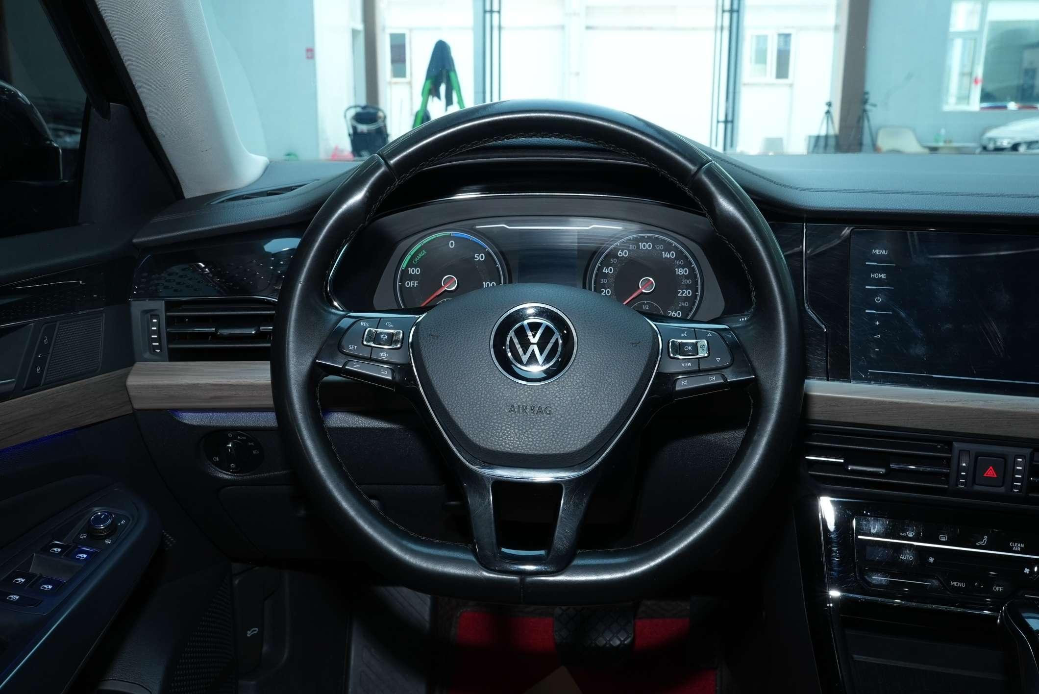 Volkswagen Passat 2020 thumb 11