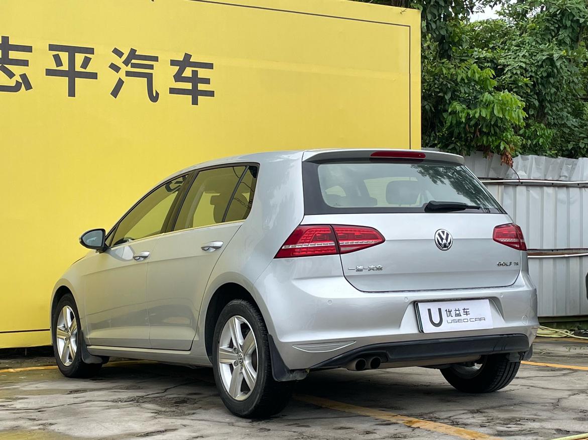 Volkswagen Golf Sportsvan 2014 thumb 2