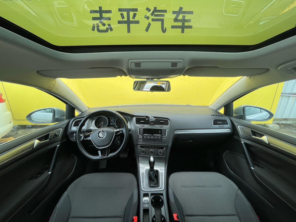 Volkswagen Golf Sportsvan 2014 thumb 5