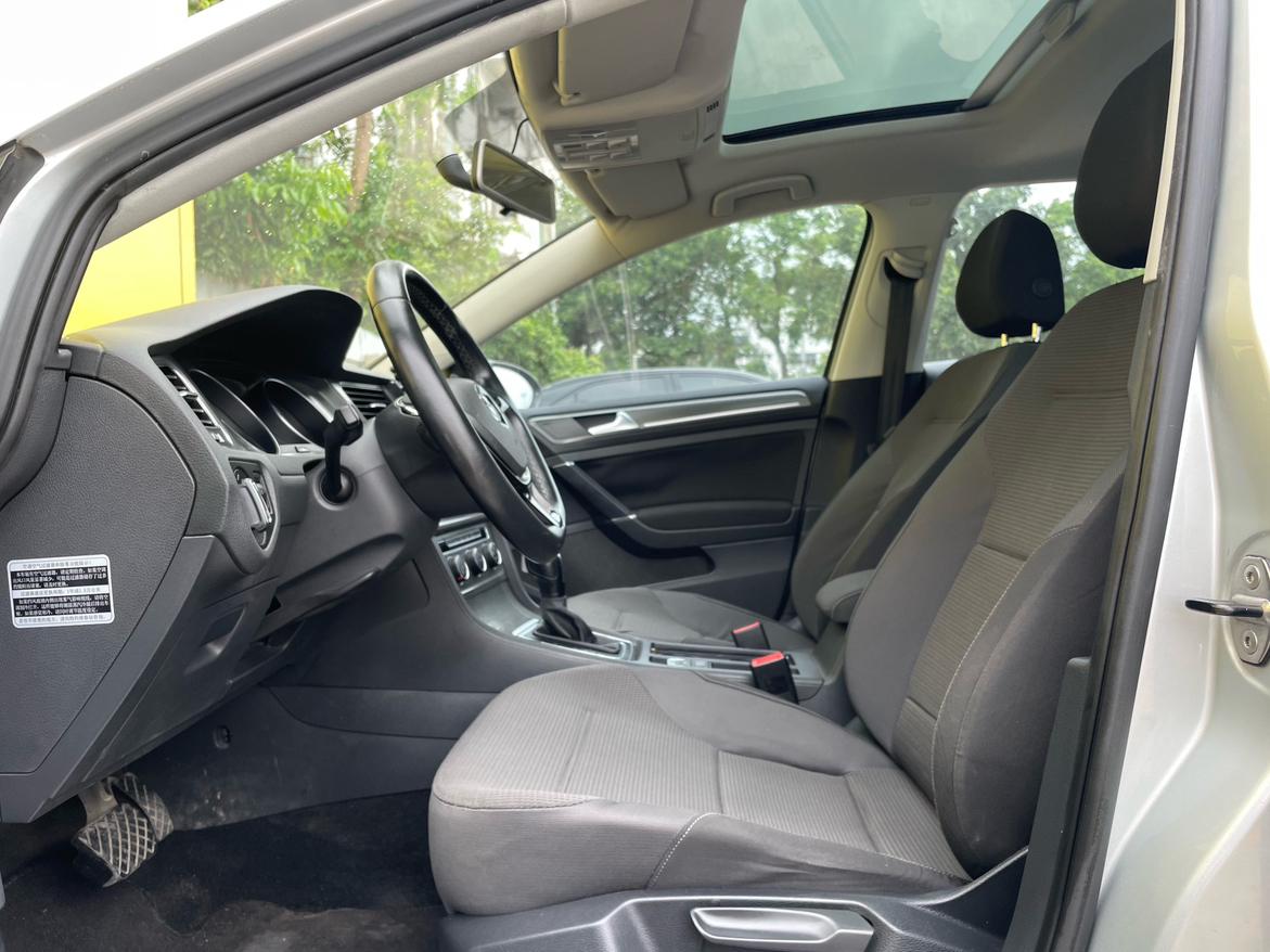 Volkswagen Golf Sportsvan 2014 thumb 6