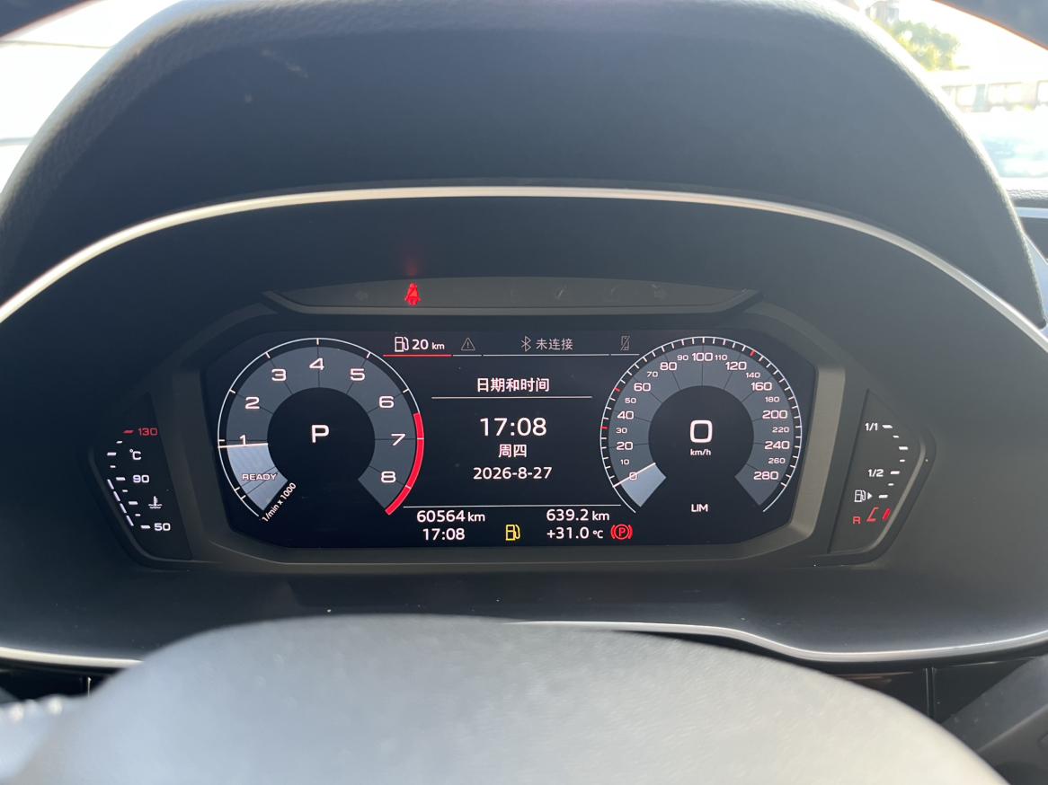 Audi Q3 2019 thumb 8