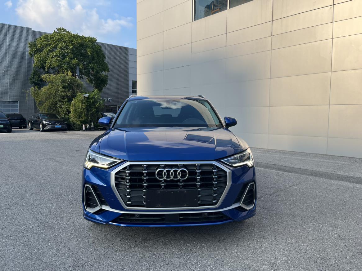 Audi Q3 2019 thumb 12