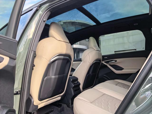 Audi Q6L e-tron 2026 thumb 10