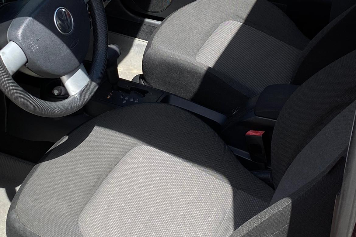 Volkswagen Beetle 2008 thumb 11