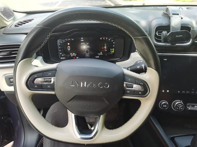 Lynk & Co 02 2022 thumb 5
