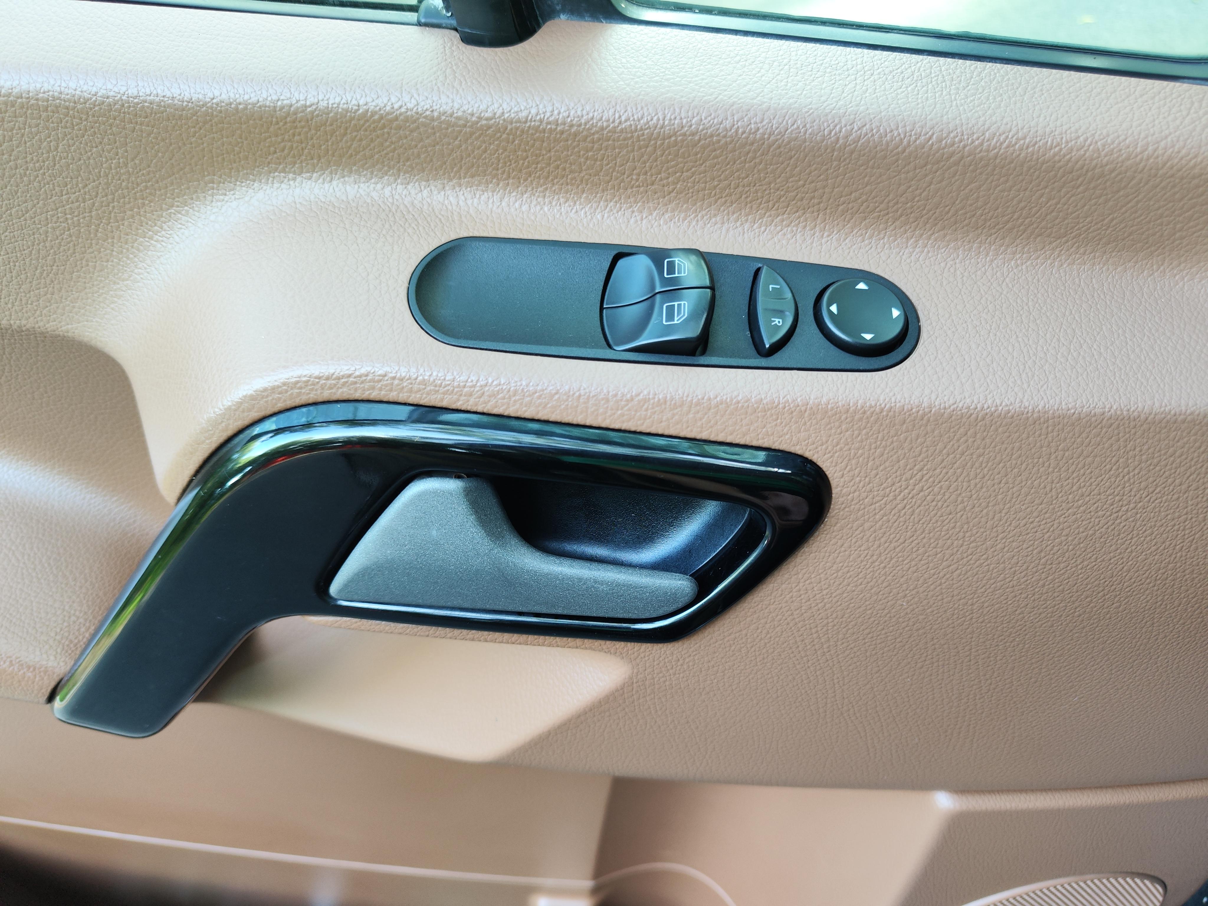 Mercedes-Benz Sprinter 2016 thumb 7