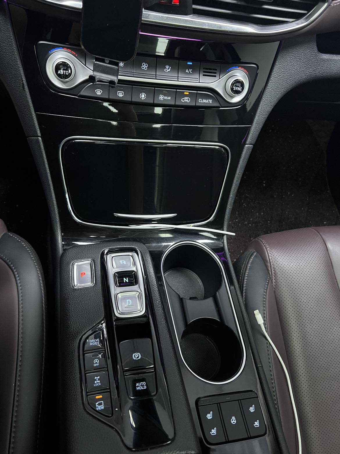 Hyundai Santa Fe 2019 thumb 12