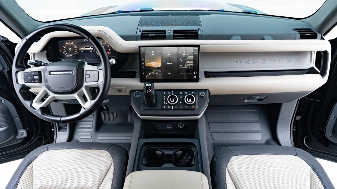 Land Rover Defender 2022 thumb 8