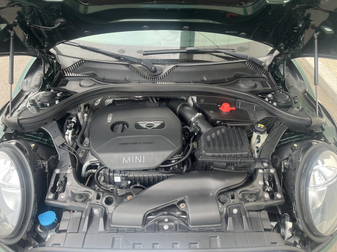 Mini Clubman 2016 thumb 4