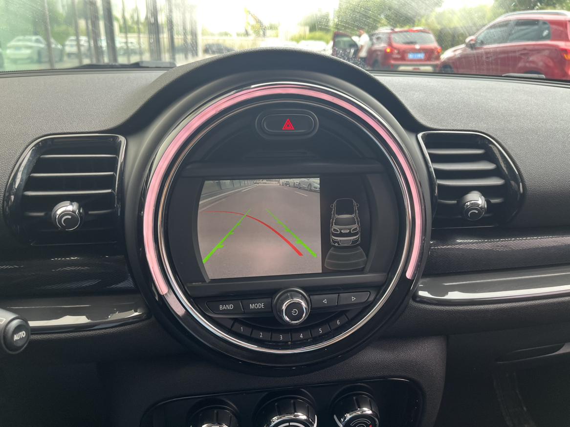 Mini Clubman 2016 thumb 6