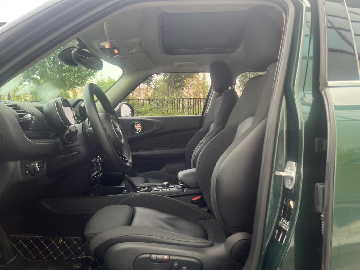 Mini Clubman 2016 thumb 12