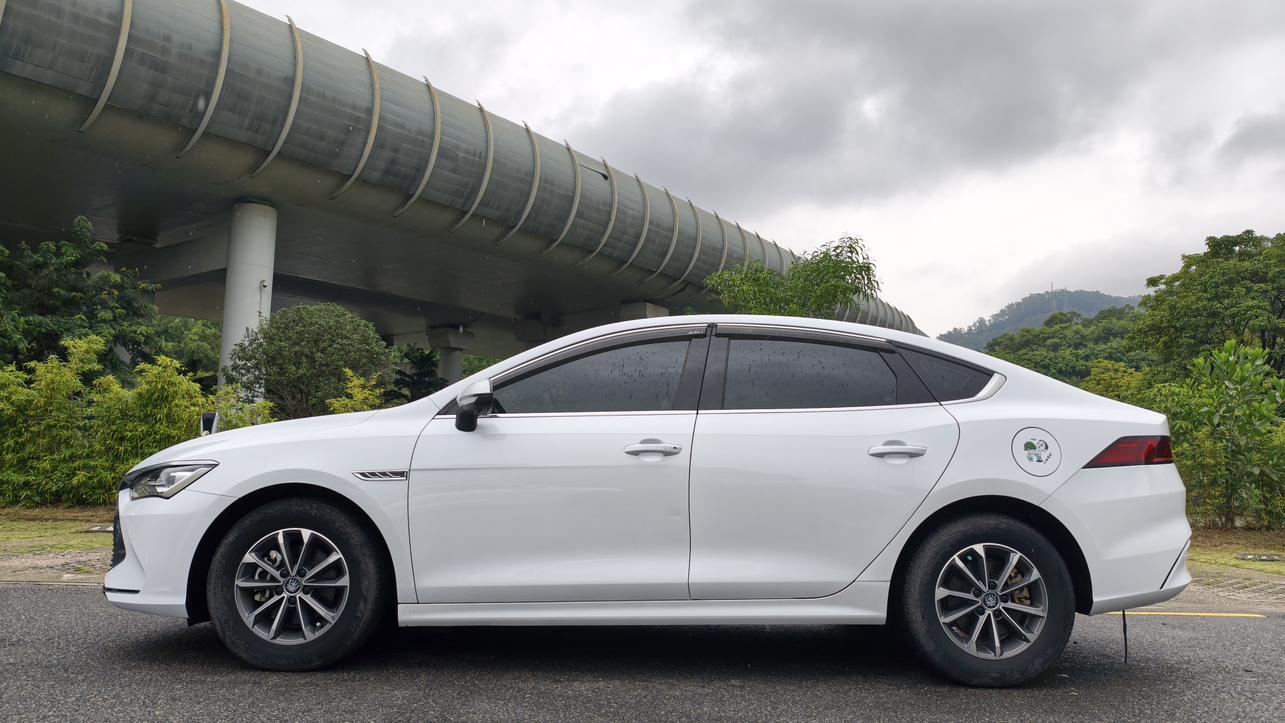 BYD Qin 2024 thumb 2