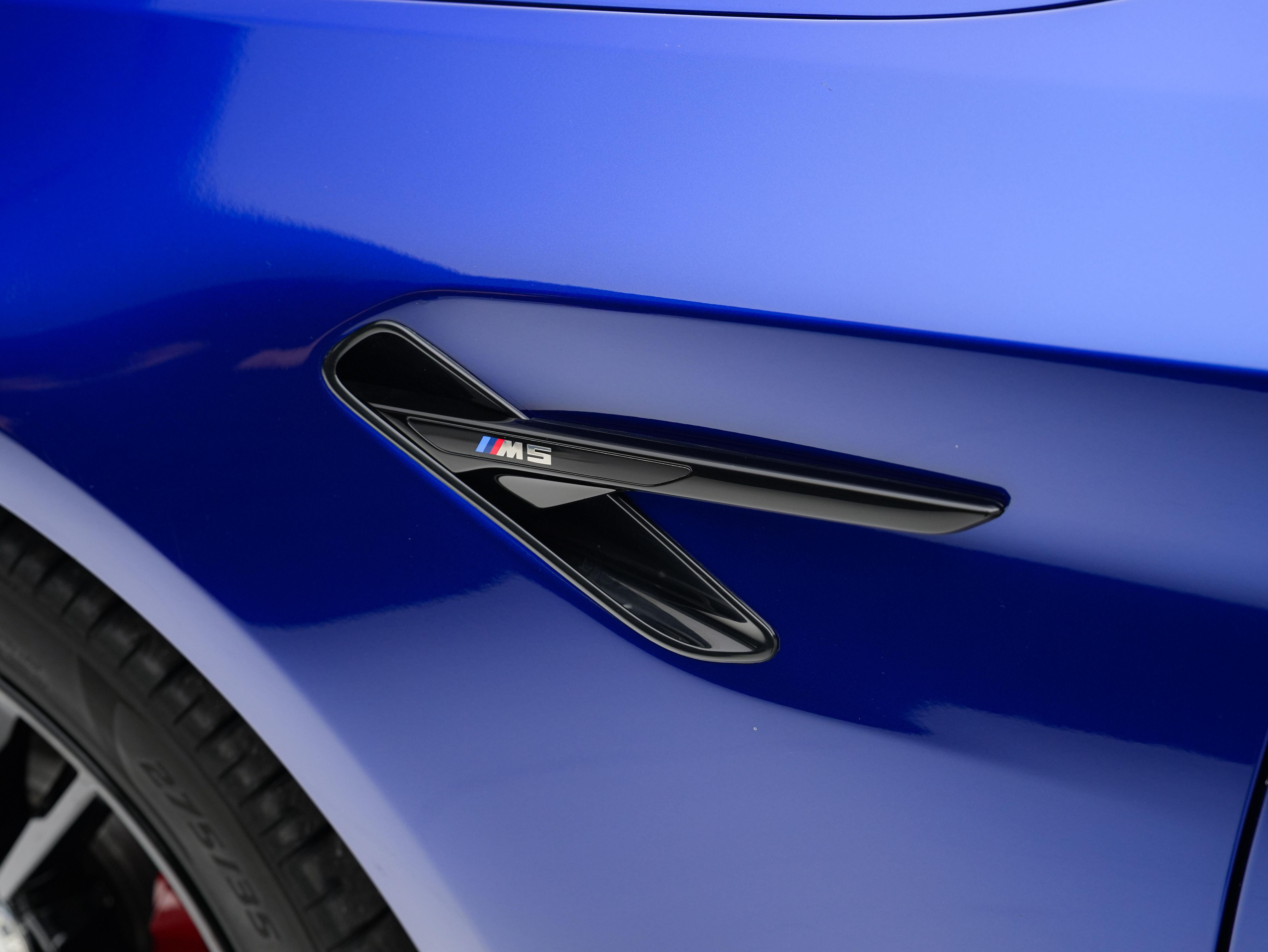 BMW M5 2021 thumb 5