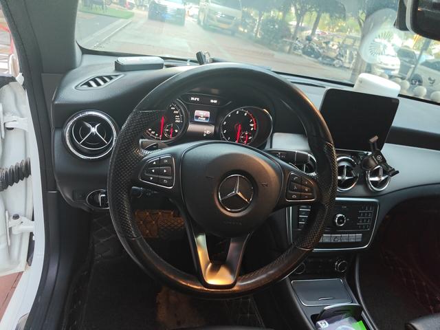 Mercedes-Benz CLA 2019 thumb 5