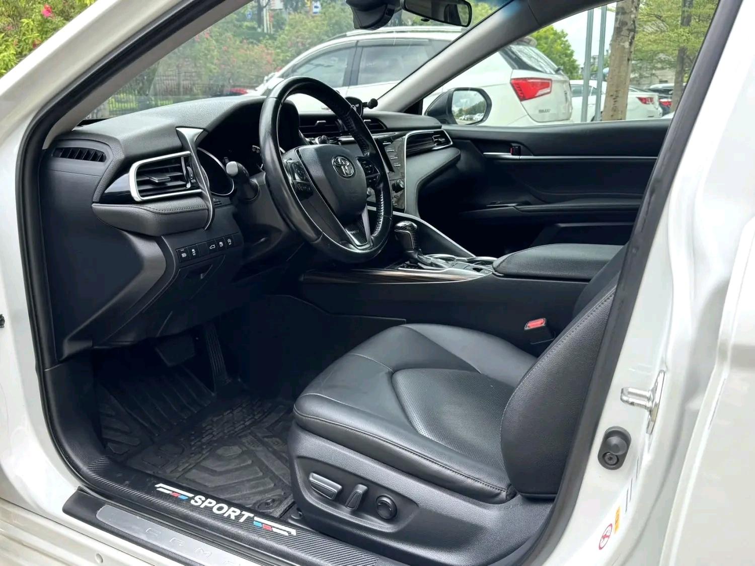 Toyota Camry 2018 thumb 6