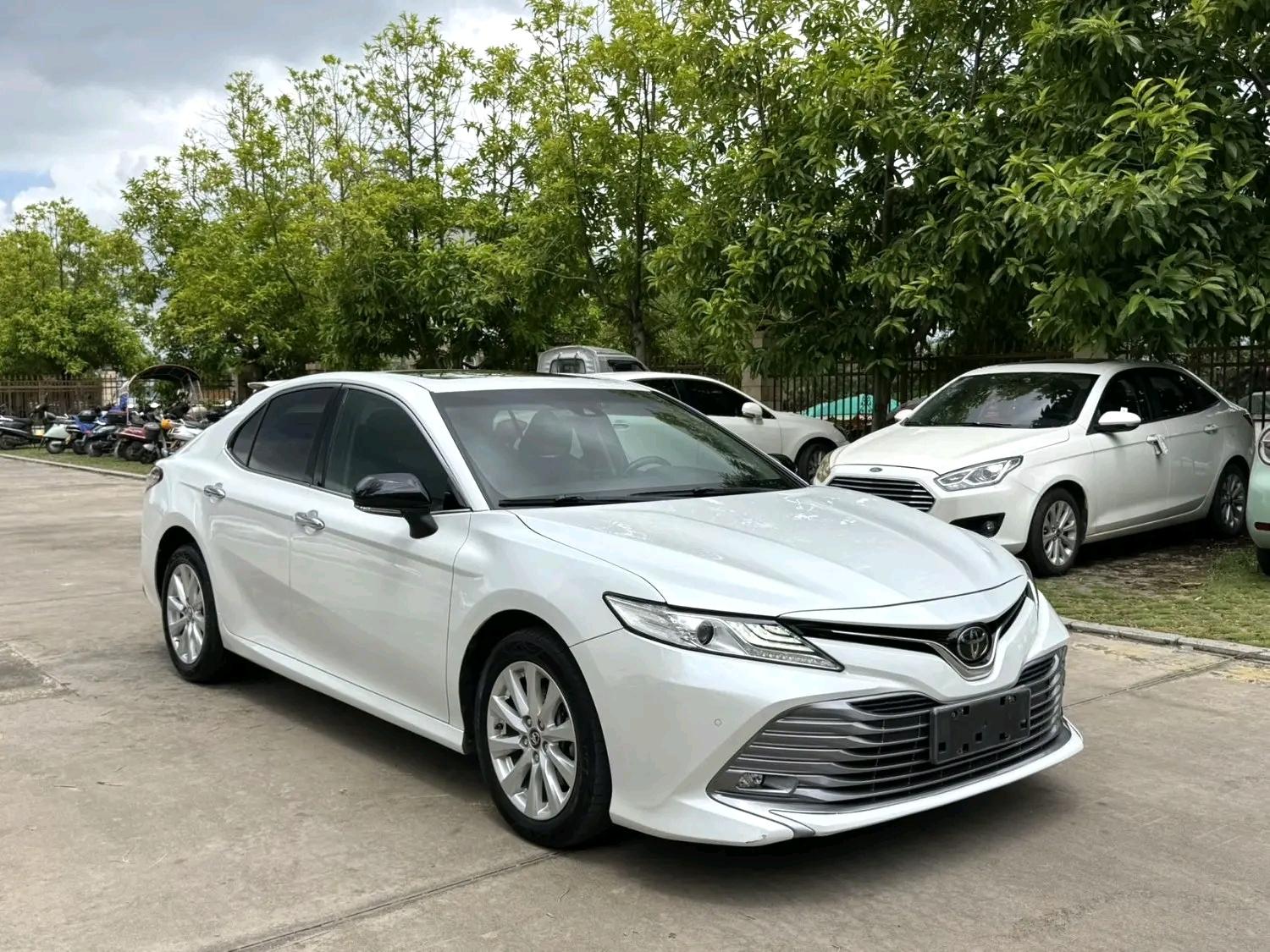 Toyota Camry 2018 thumb 10