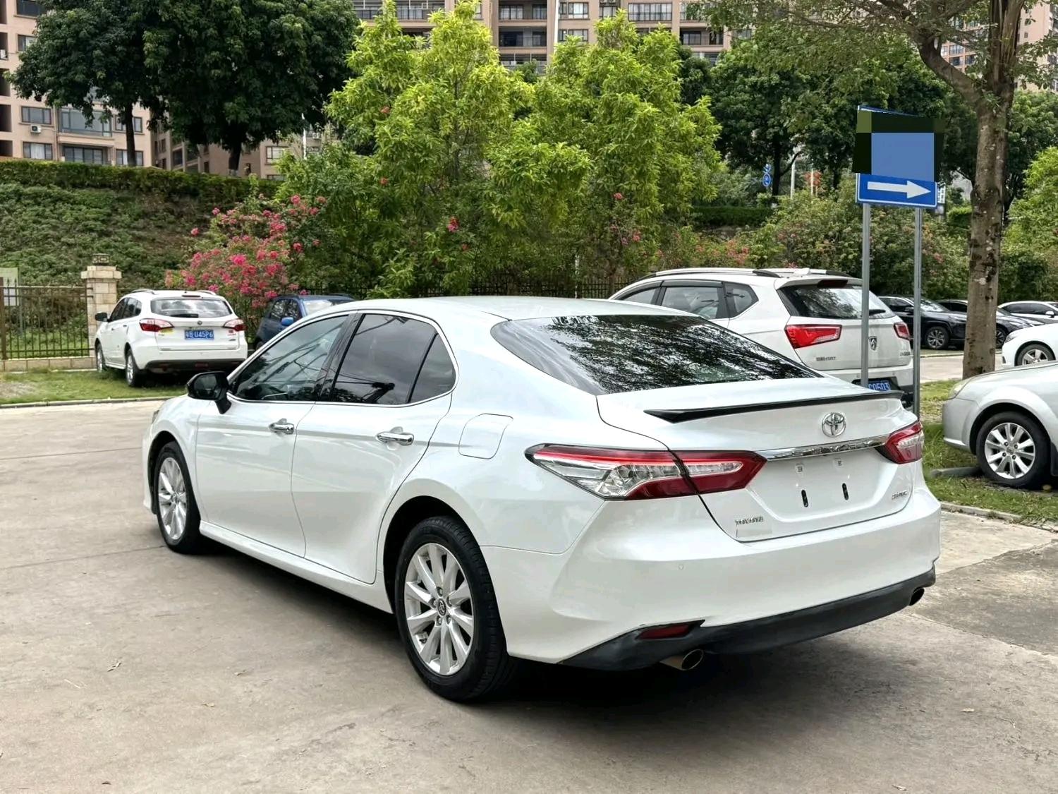 Toyota Camry 2018 thumb 11