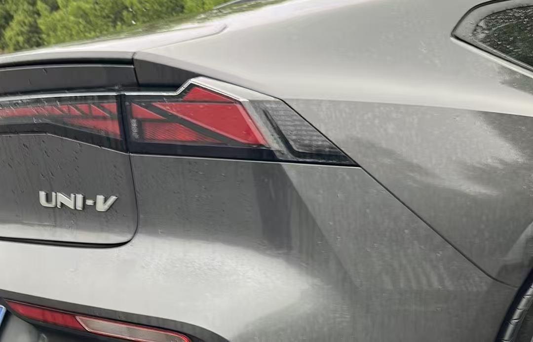 Changan UNI-V 2022 thumb 7
