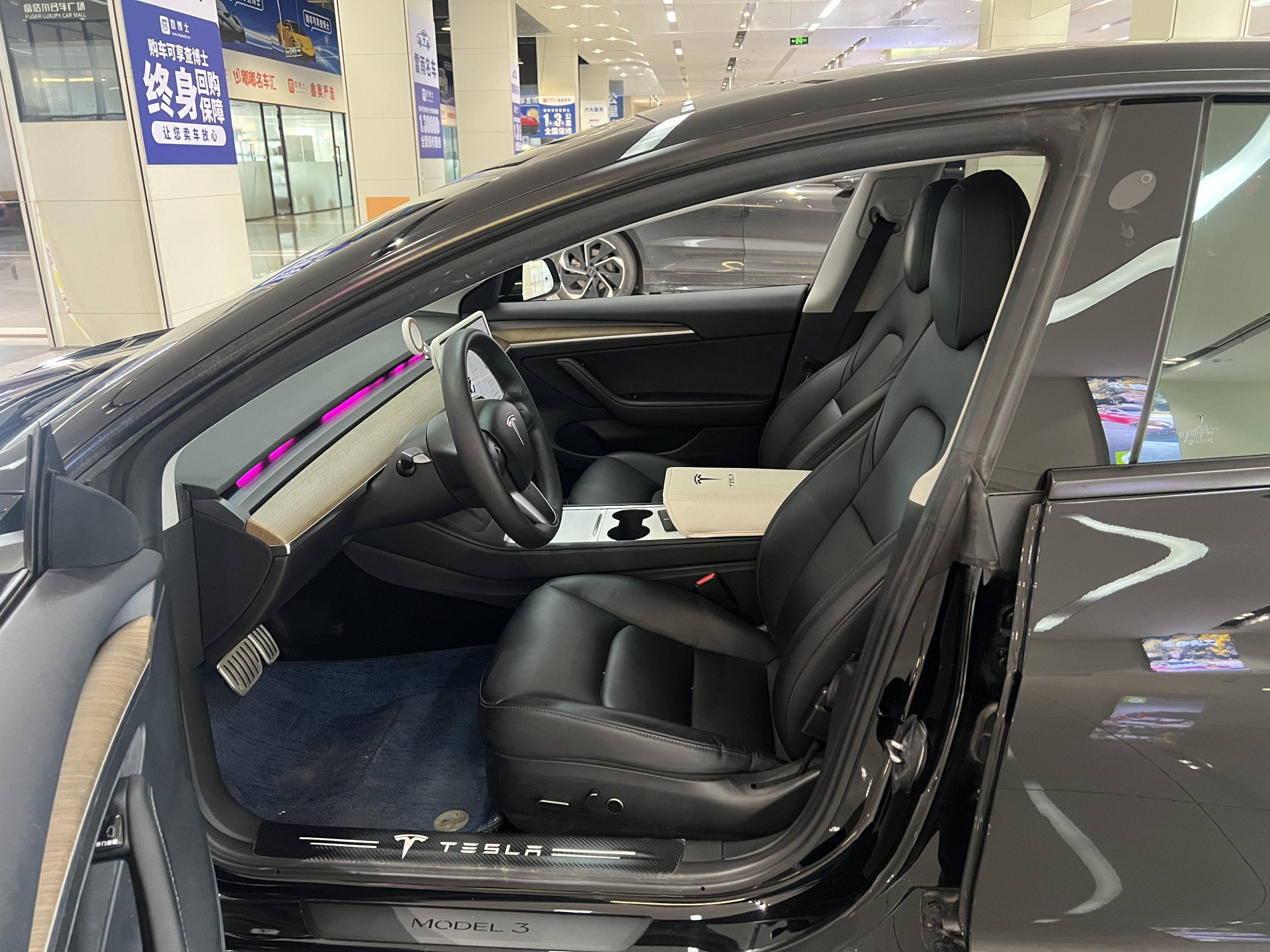 Tesla Model 3 2021 thumb 7