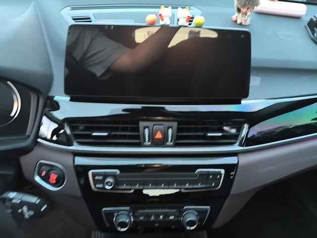 BMW X1 2021 thumb 6