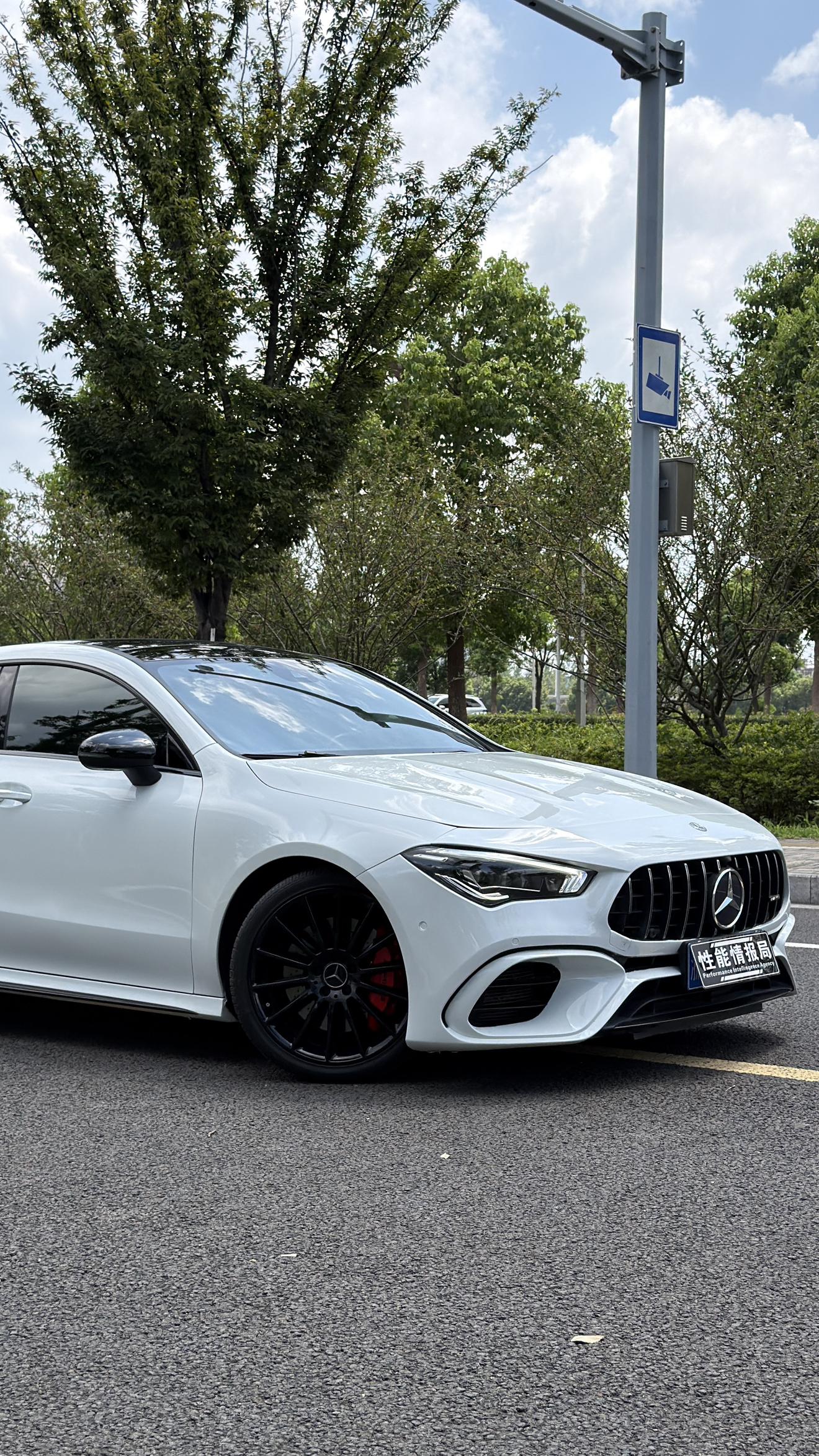 Mercedes-Benz CLA AMG 2020 thumb 8