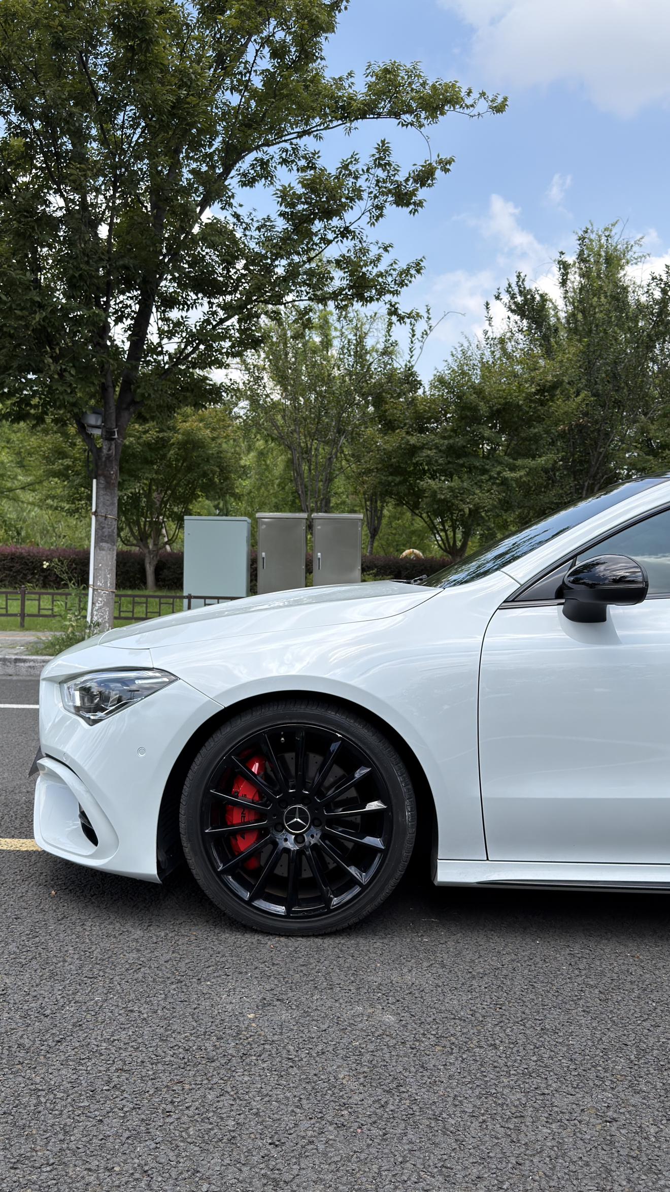 Mercedes-Benz CLA AMG 2020 thumb 9