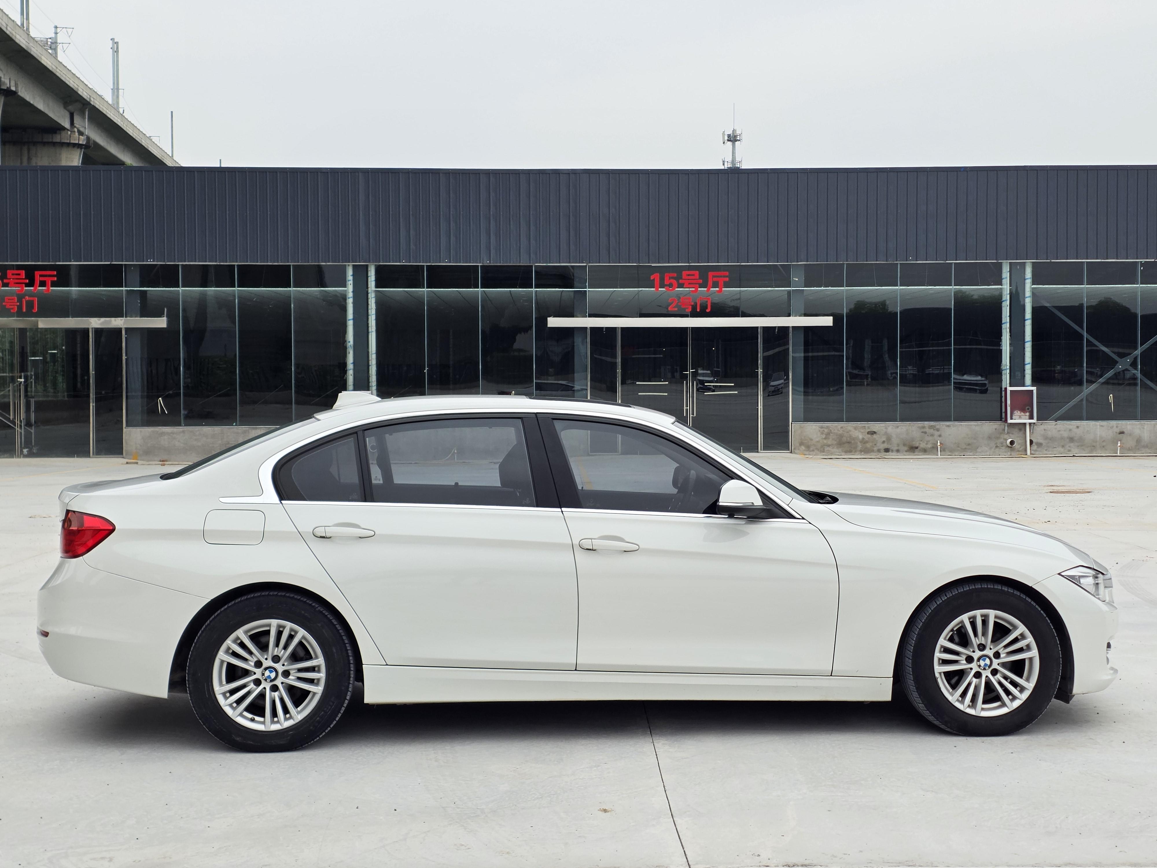 BMW 3 серии 2015 thumb 3