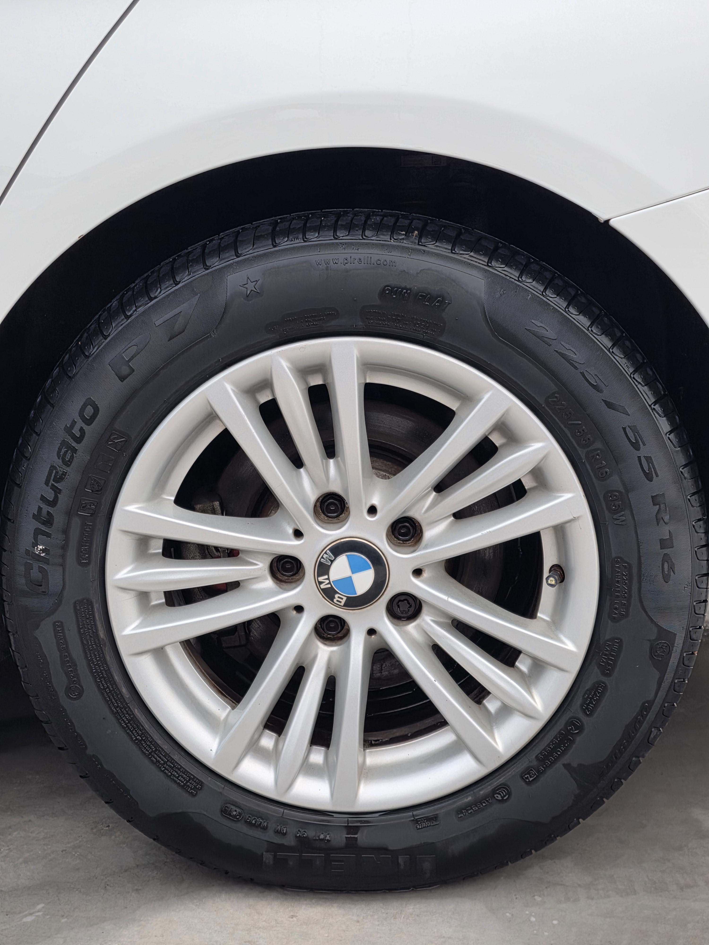 BMW 3 серии 2015 thumb 4