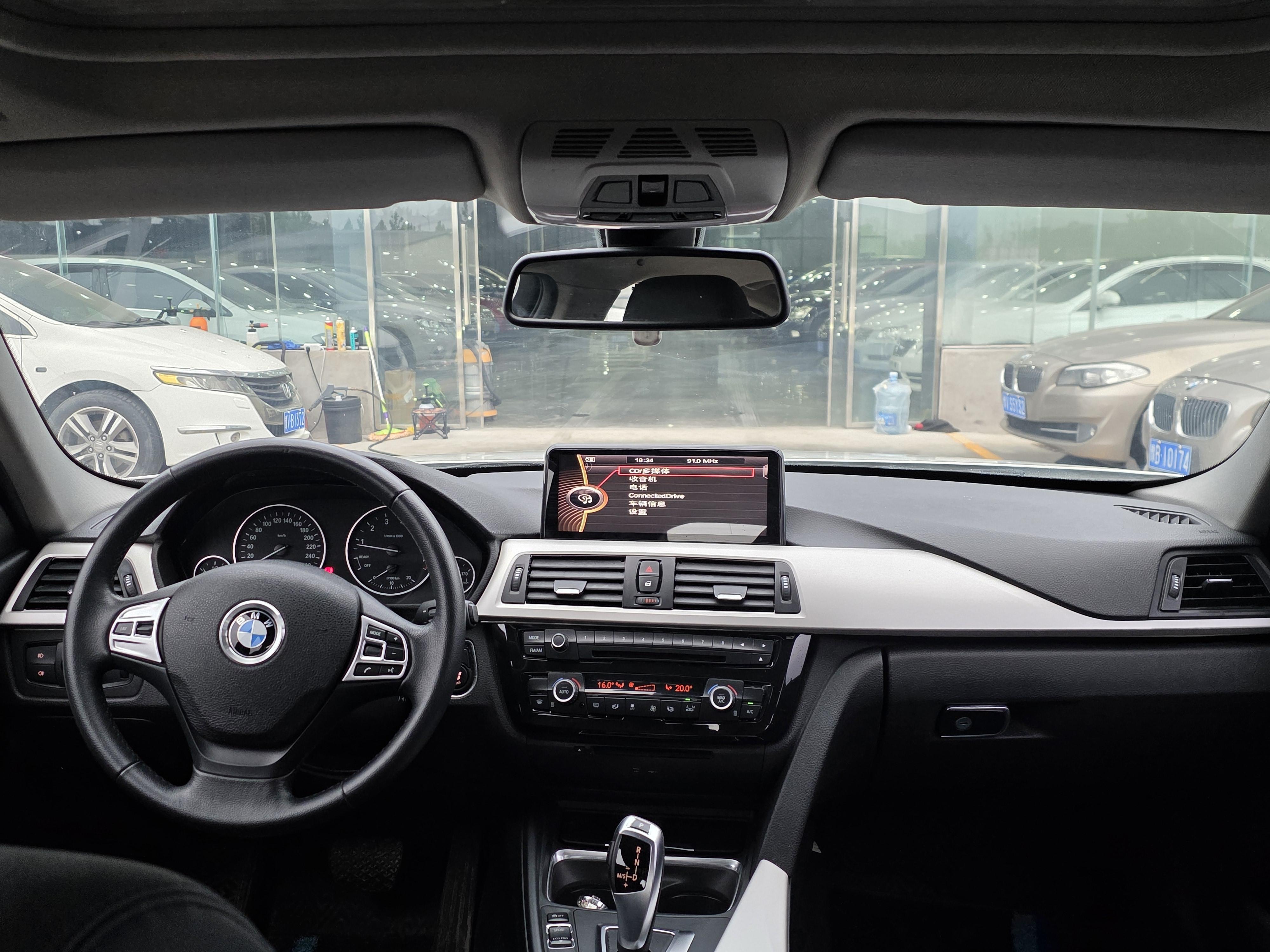BMW 3 серии 2015 thumb 6