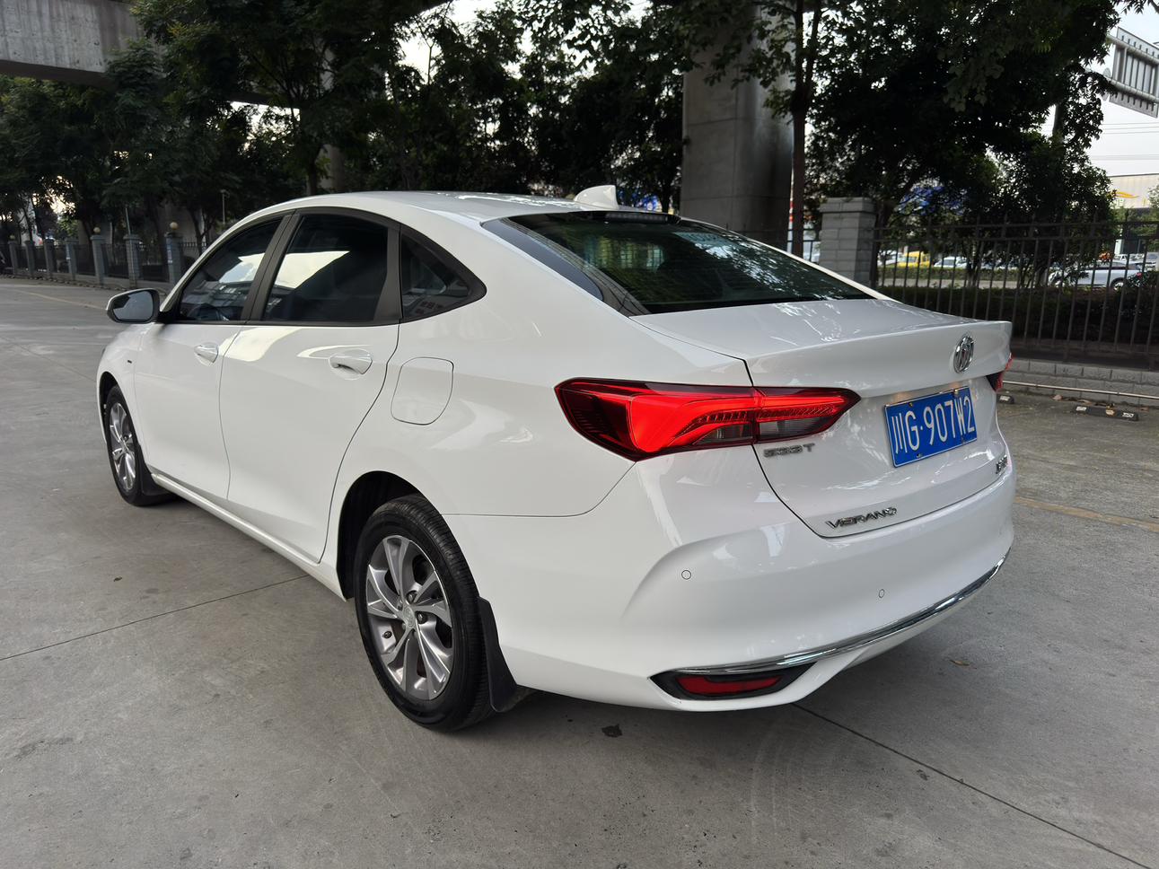 Buick Verano 2023 thumb 3